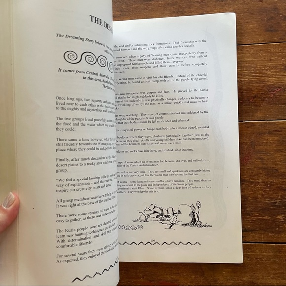 The Dreaming of Aboriginal Australia Stories from All over Australia Rare Book - Picture 2 of 4
